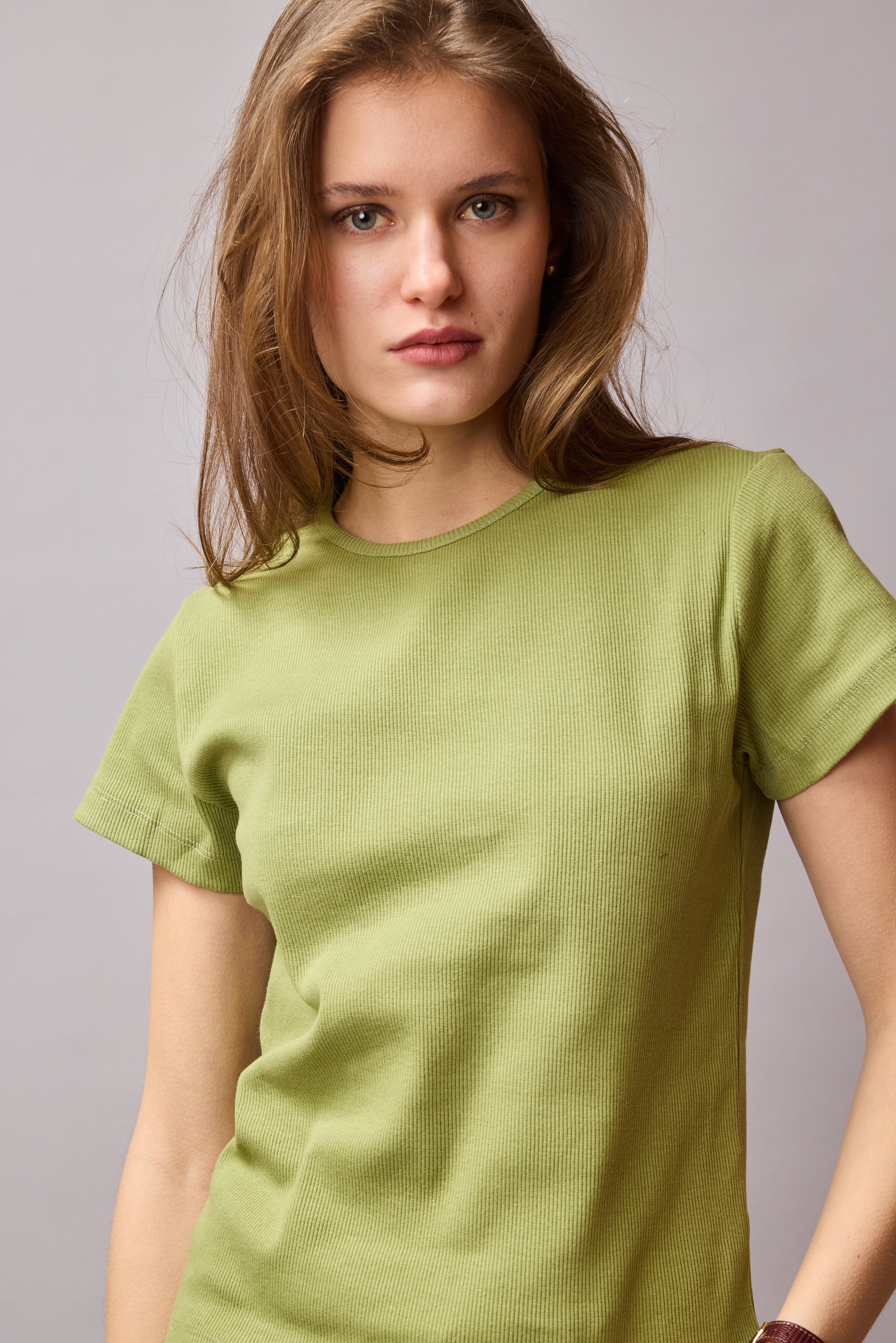 FİTİLLİ KISA KOLLU PAMUK T-SHIRT OLIVE